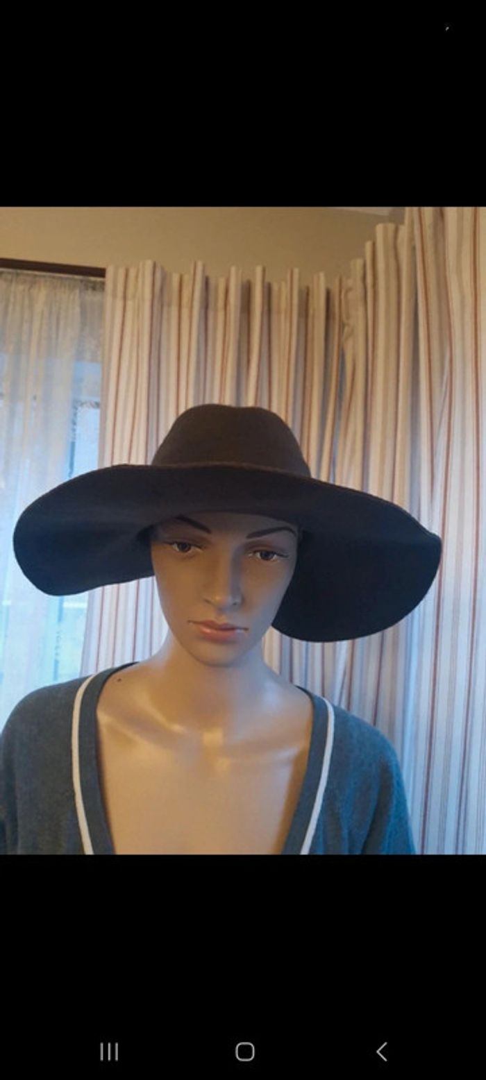 Chapeaux H&M Coachella laine marron 56cm
