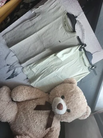Lot 2 t-shirt 10ans