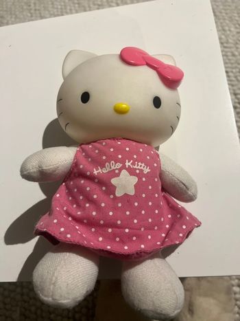 Peluche veilleuse musicale hello kitty