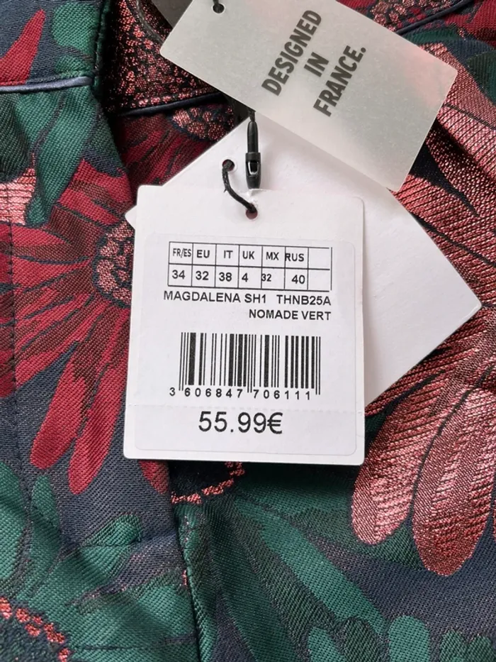 Short nafnaf fleurs taille 34 neuf - photo numéro 3