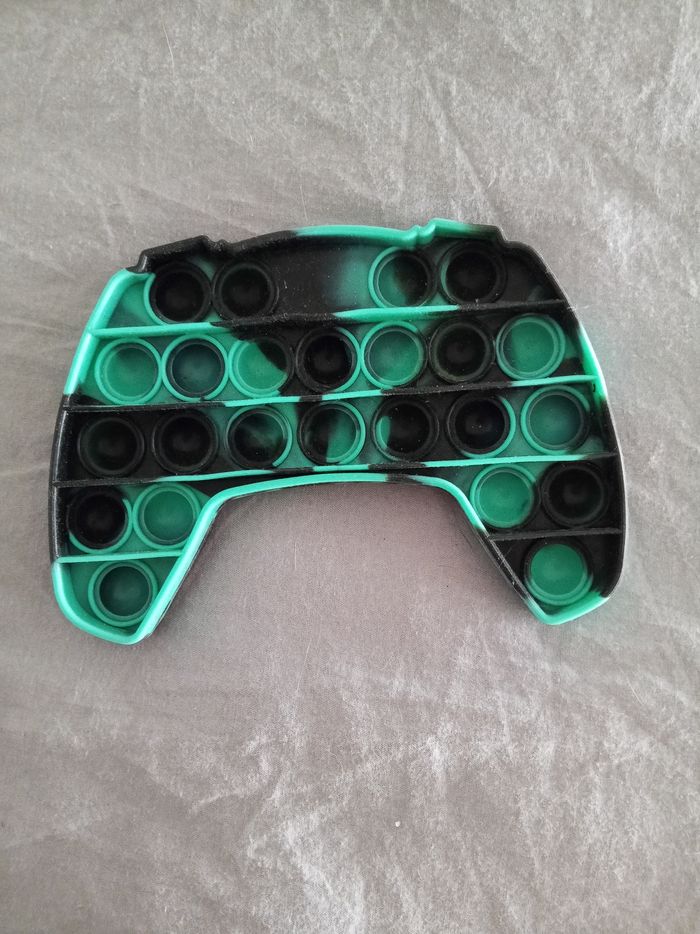 Pop it " manette 1 " - photo numéro 2
