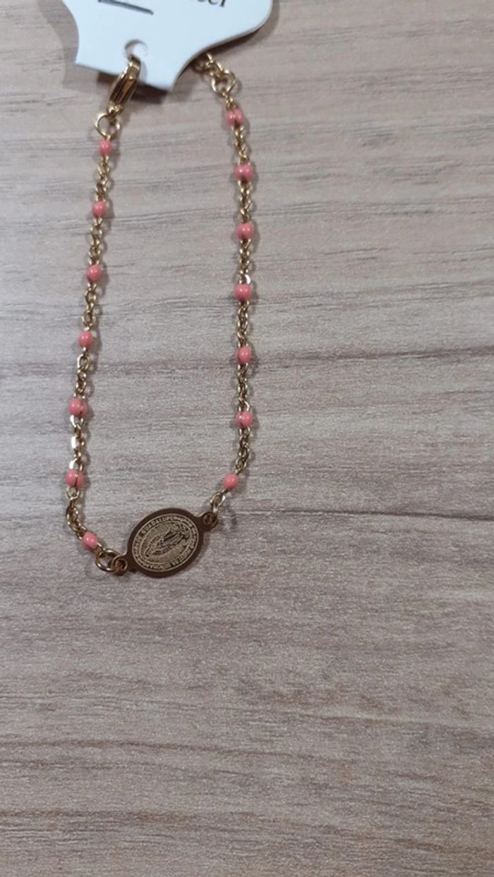 bracelet rose Vierge Marie - photo numéro 2