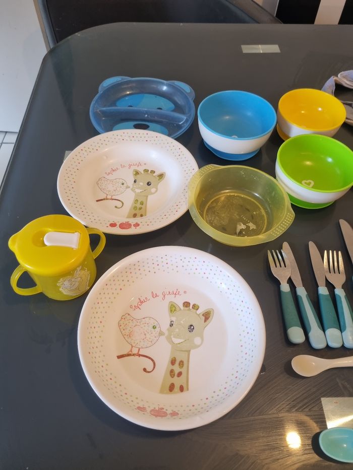 Lot vaisselle repas bébé bon etat - photo numéro 2
