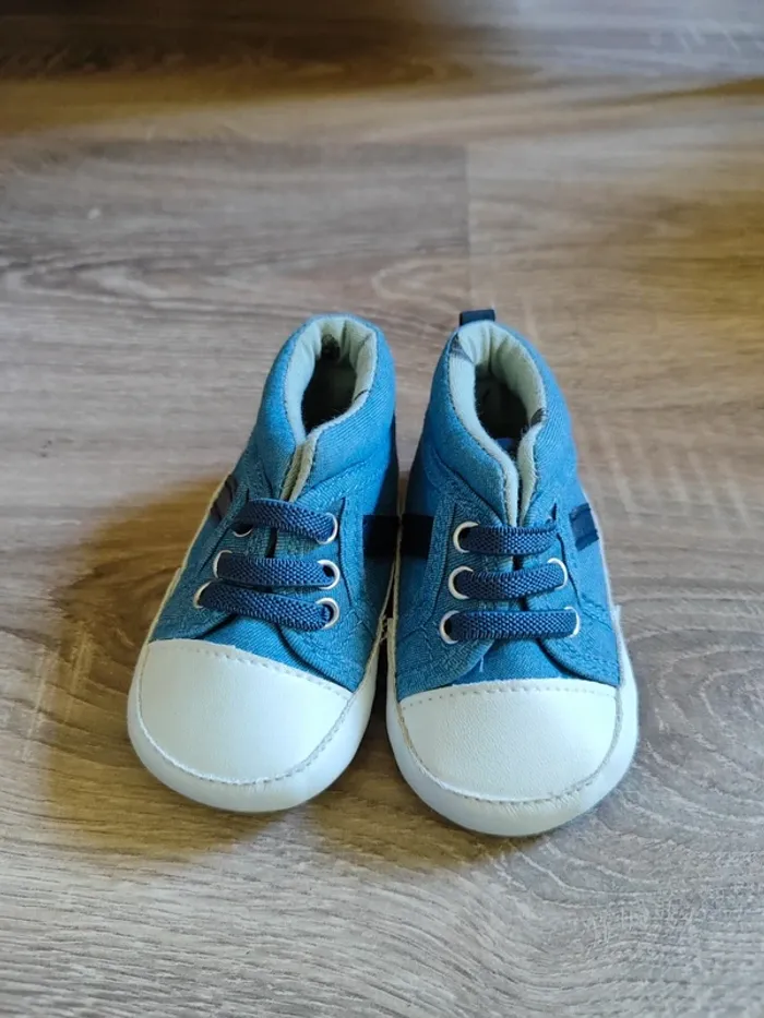 Chaussures 6/9 mois