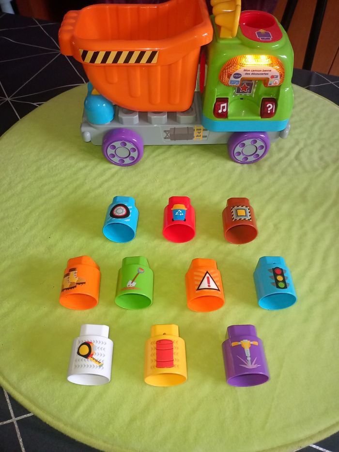 Mon camion benne des decouvertes des BlaBlaBlocks de Vtech - VTech | Beebs