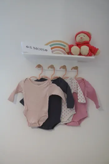 Lot bodies hiver fille 6 mois