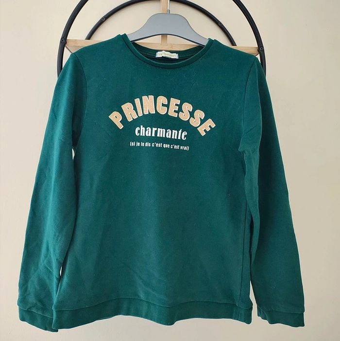 12 ans pull sweat Vertbaudet ( Vertbaudet taille plutôt petit)