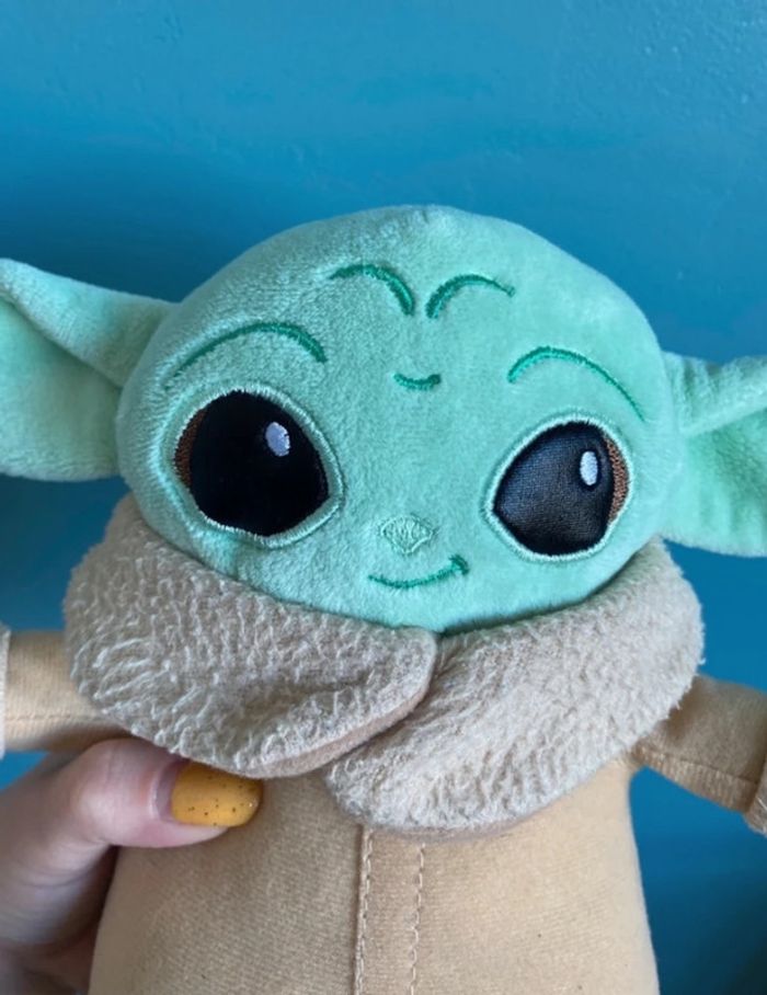 Peluche bébé Yoda grogu the mandalorian - photo numéro 4
