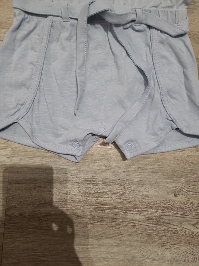 Combinaison short bleu ciel - photo numéro 2