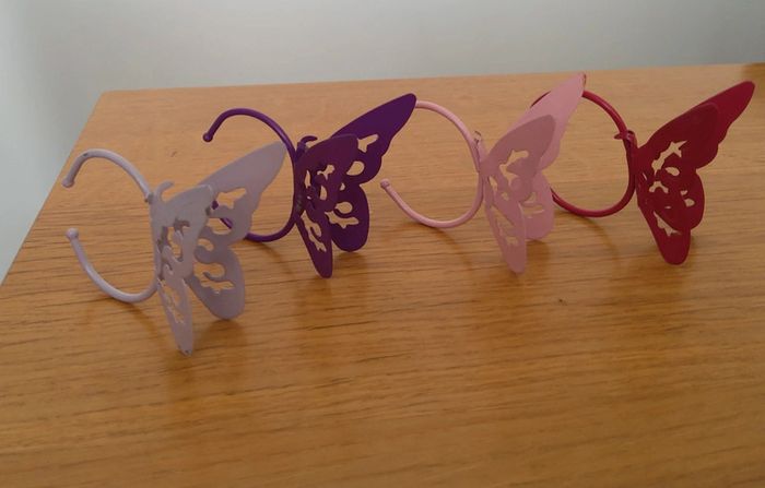 Lot de 4 ronds de serviettes papillons