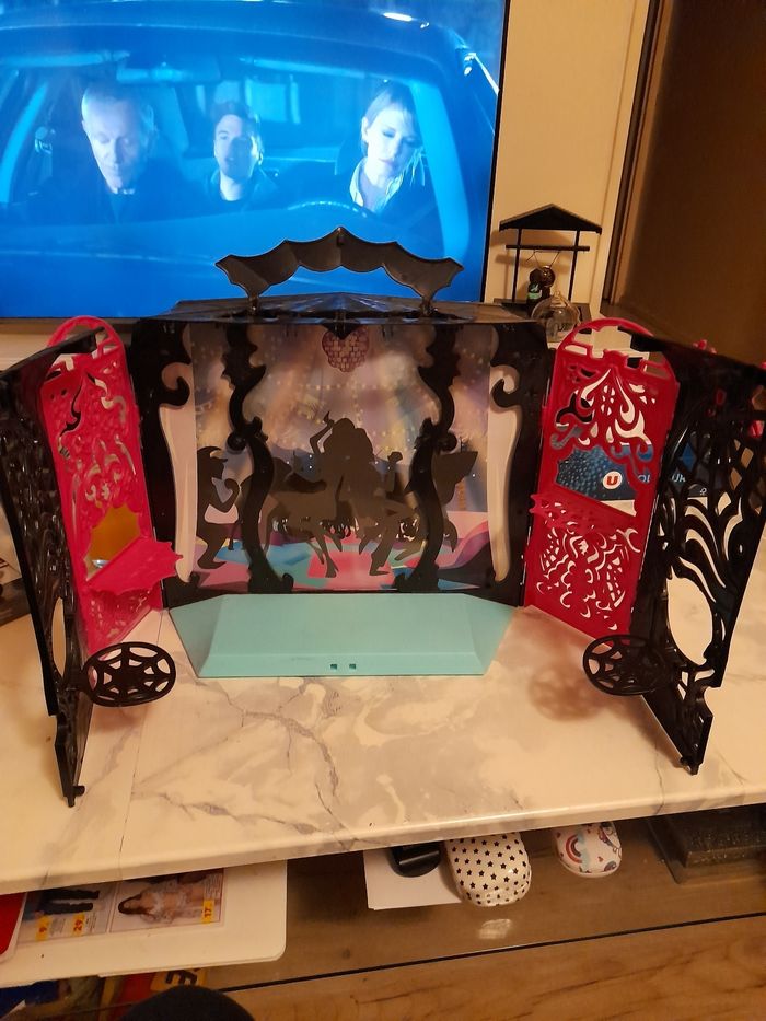Plateau de dj monster high
