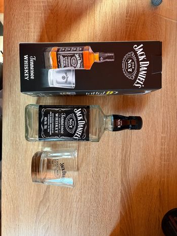 Bouteille vide jack daniel