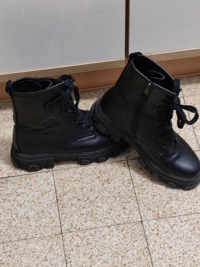 Bottines pointure 36 - photo numéro 2