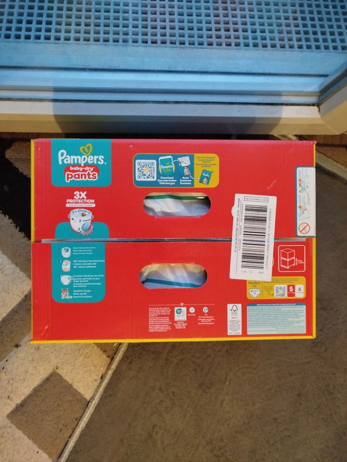 1 carton pampers taille 5 - photo numéro 2