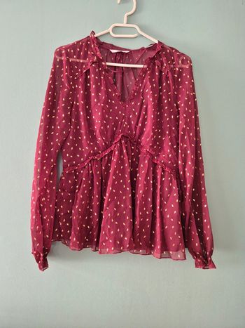 Blouse transparente bordeaux a motifs dorés, taille 38, Camaieu
