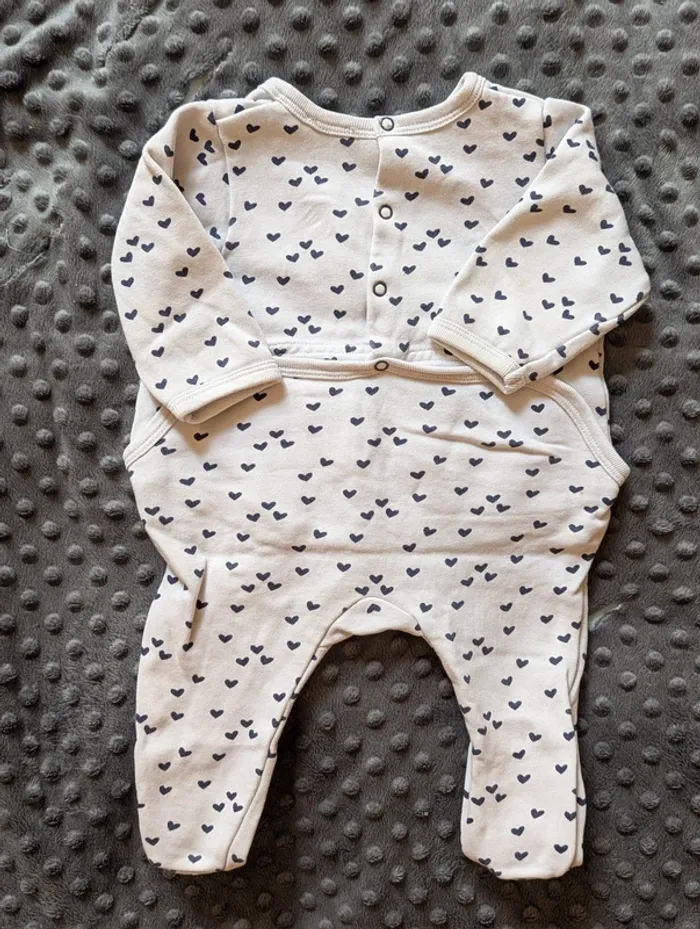 Pyjama polaire Bout’chou – Taille 3 mois mixte 🤍💙 Blanc à petits cœurs  Douillet & stylé - photo numéro 5