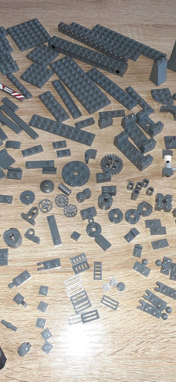 Lego gris foncé - photo numéro 4