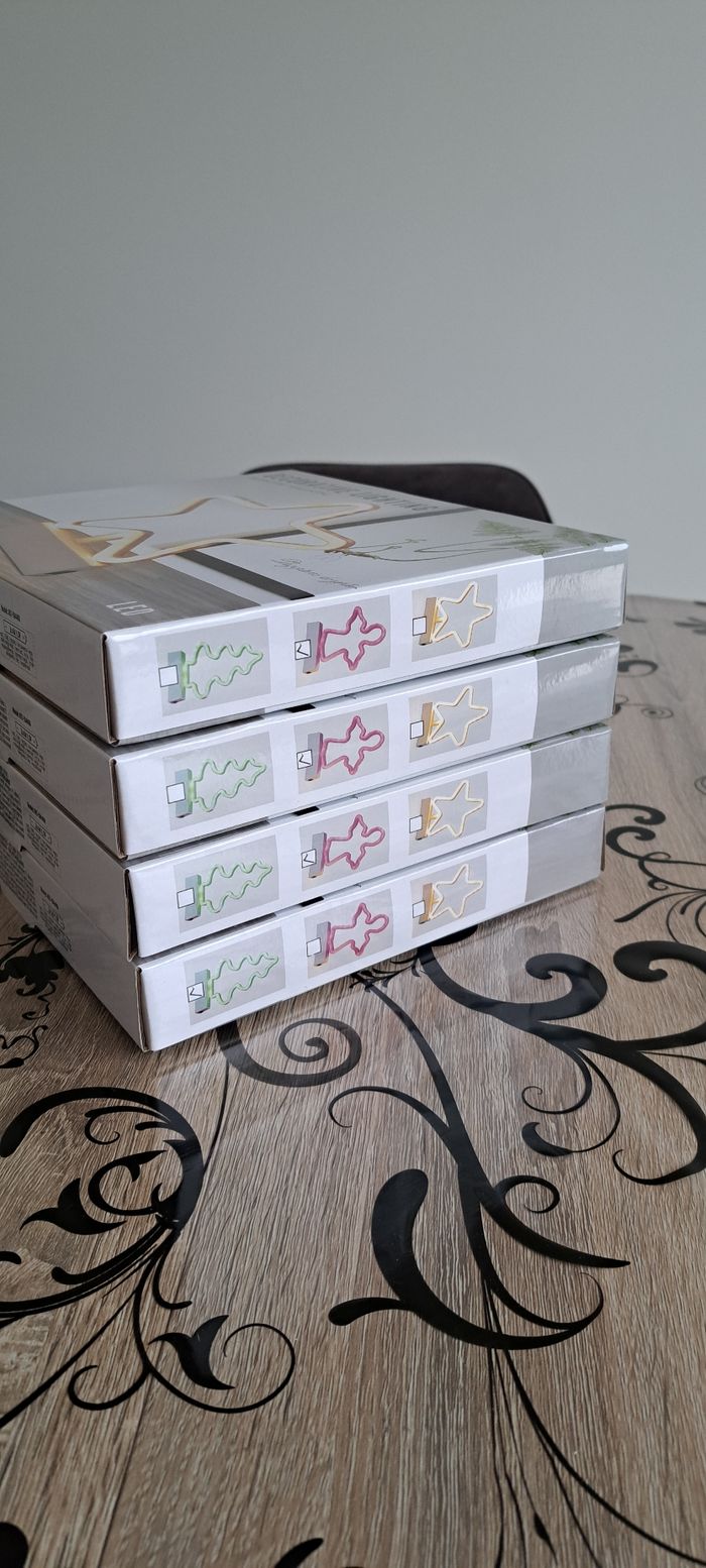 Eclairages décoratifs LED neufs anges et sapin - photo numéro 8