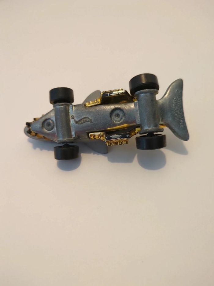 Hot Wheels 1986 voiture requin  Sharkruiser - photo numéro 6
