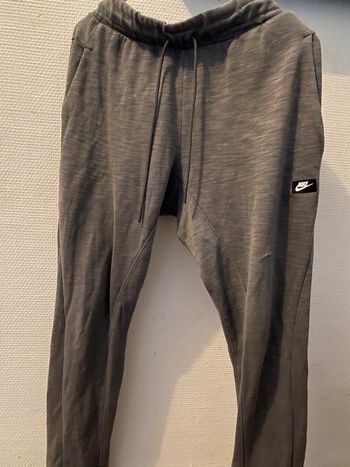 jogging nike gris