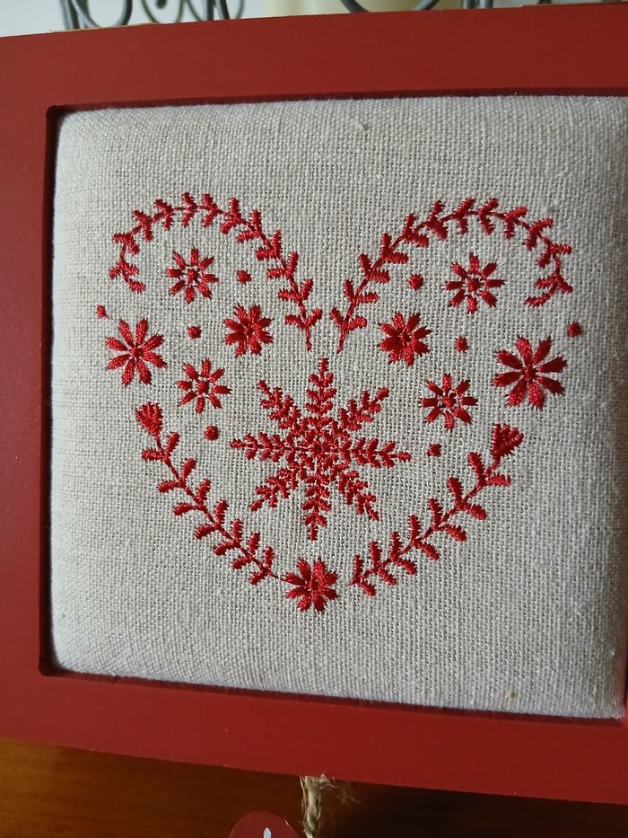 Neuf: Boîte à thé/ ou autre en bois & tissu brodé *gamme montagne - photo numéro 2