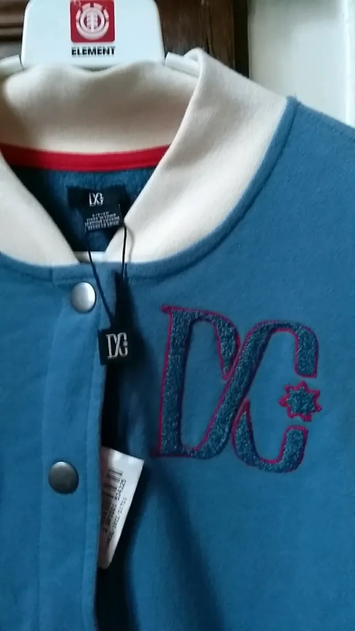 Veste gilet DC femme taille S neuf étiquette - photo numéro 2