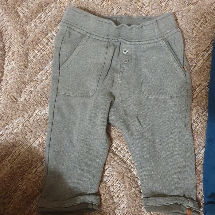 Lot 2 pantalons okaidi 12 mois - photo numéro 3