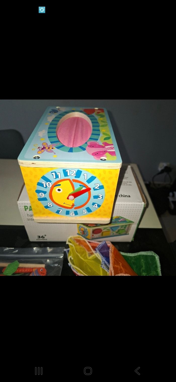 Jeu éducatif 6 en 1 en bois boîte a mouchoir Montessori  bébé - photo numéro 7