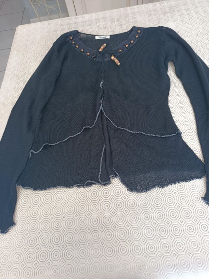 Pull Taille M marque vernal noir