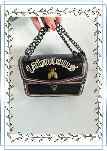 Sac à bandoulière Fabulous, bon état, 22x14cm