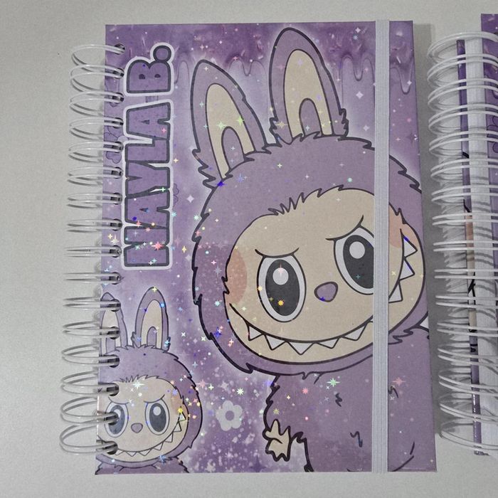 agenda violet labubu