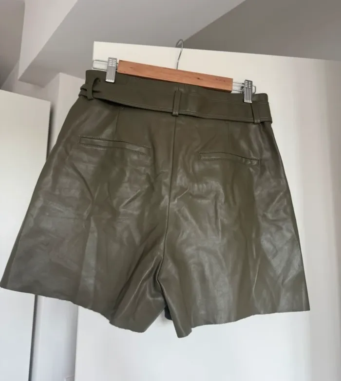 Magnifique short Kaki L/40 promod - photo numéro 2