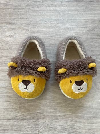 Chaussons enfant T22/23