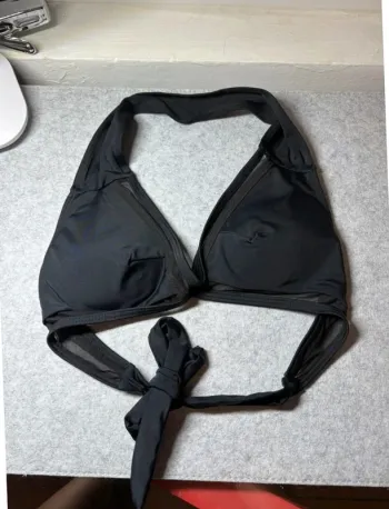 Haut de maillot de bain noir transparence M