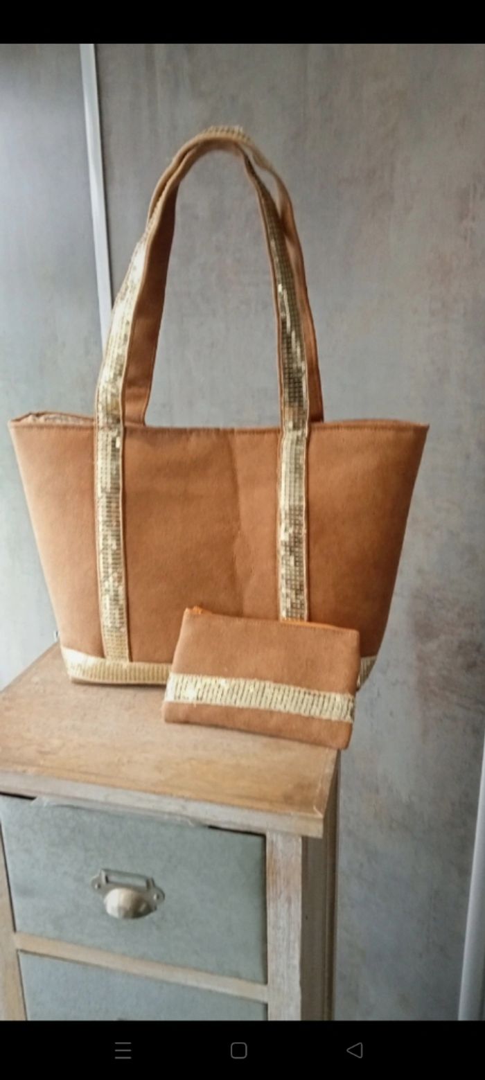 Très beau sac a sequins et porte monnaie