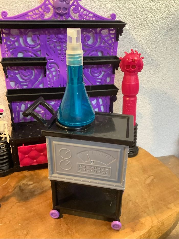 La fabriqué a Monster Monster High mattel - photo numéro 8