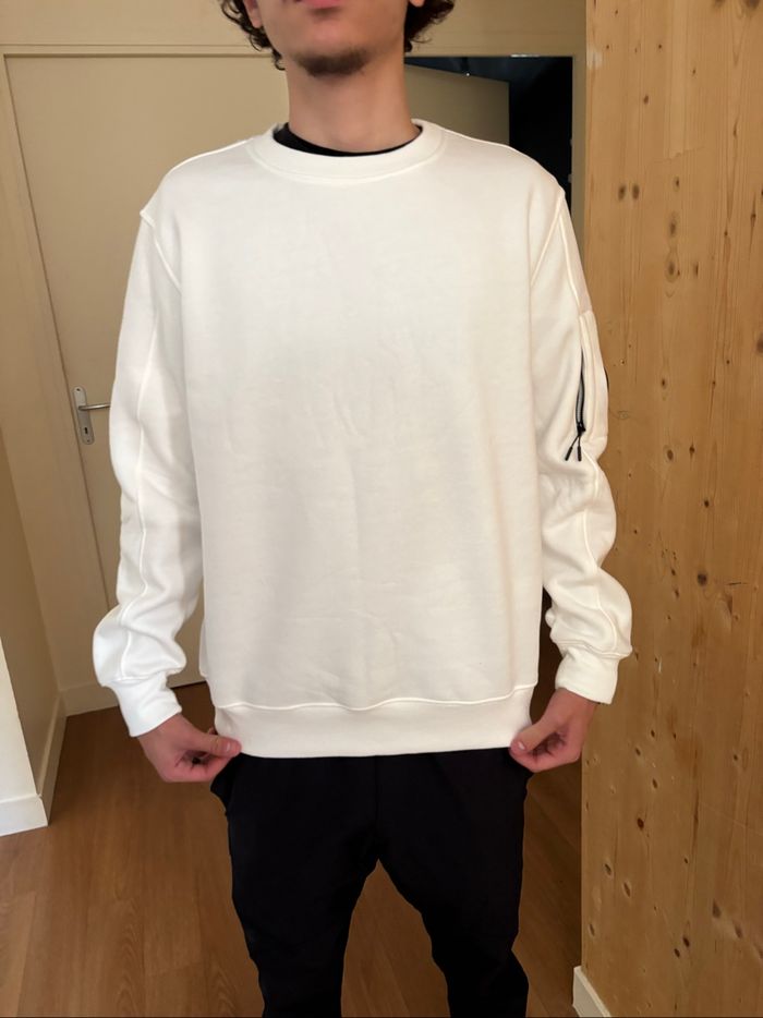 Pull  blanc - photo numéro 2