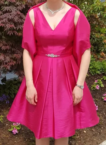 Robe de cocktail fuschia taille 40