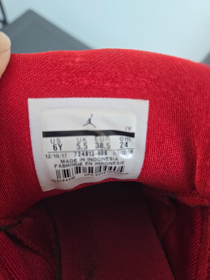 Jordan Future Low tissu rouge - photo numéro 2