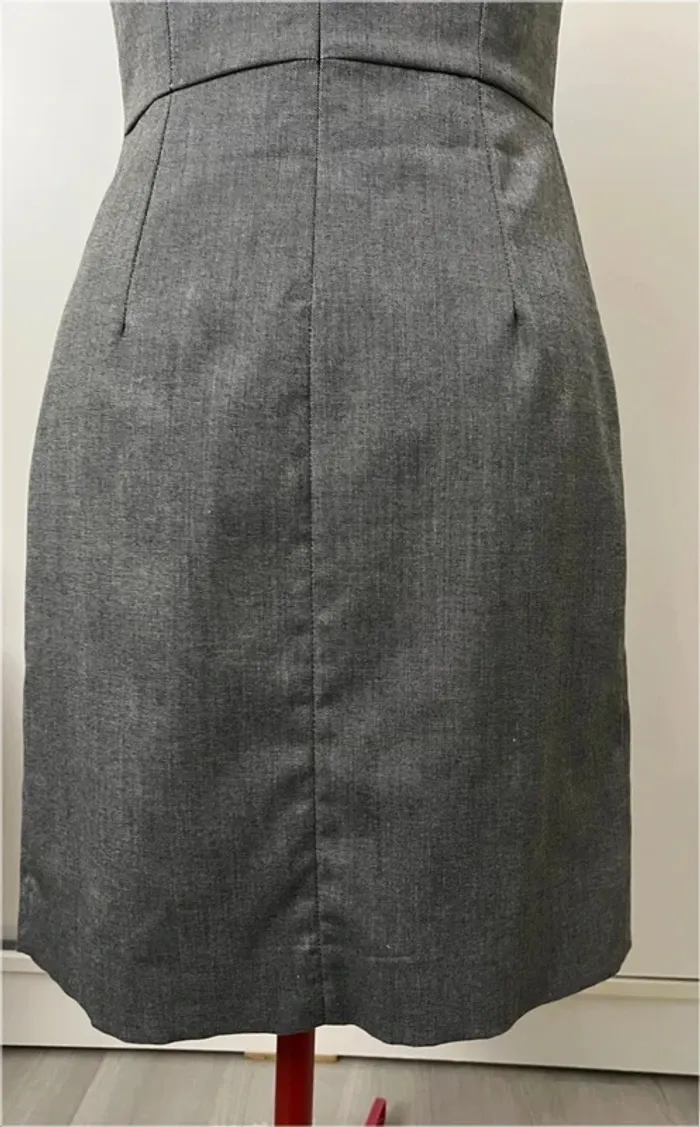 Robe cintrée grise chinée Caroll Paris - photo numéro 6