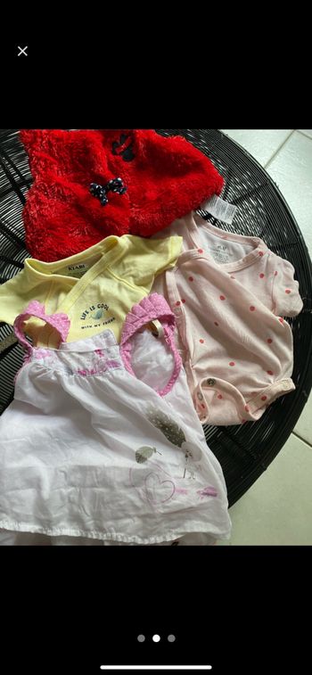 Lot vêtement été robes et barboteuse