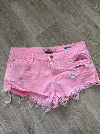 Short Zara