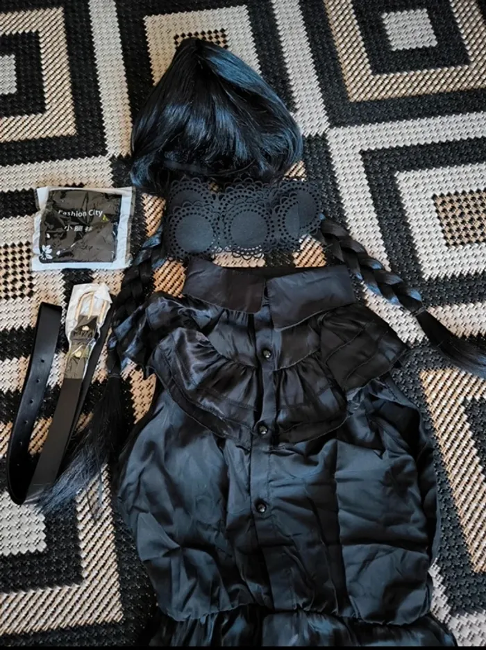 Déguisement Mercredi taille xl enfant 7/8ans

neuve - photo numéro 2