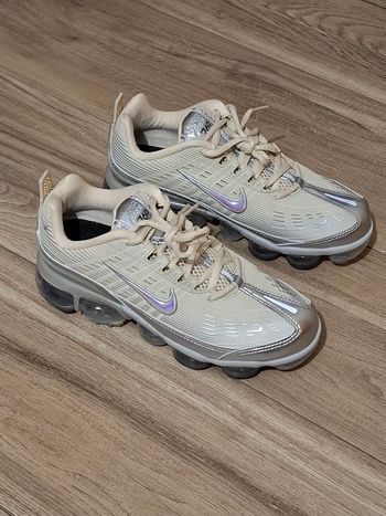 Magnifique baskets sneakers Nike Vapormax 360 édition limité femme fille sport