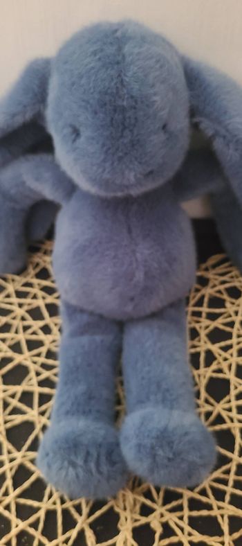 doudou lapin bleu