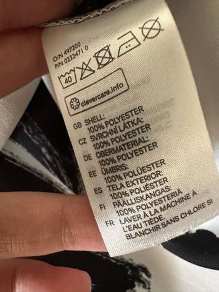 Robe bariolée abstraite peinture cœur blanche et noire H&M T38 M - photo numéro 8