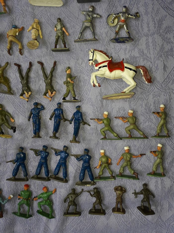 Starlux Timpo et autres figurines vintage années 60 - 70 . - photo numéro 2