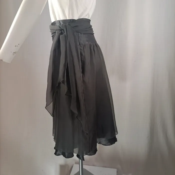 Jupe midi noire Massimo Dutti fluide drapée taille haute Taille 38 A1194 - photo numéro 5