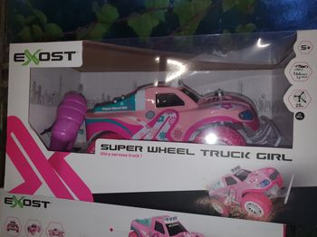 Voiture télécommandé neuve