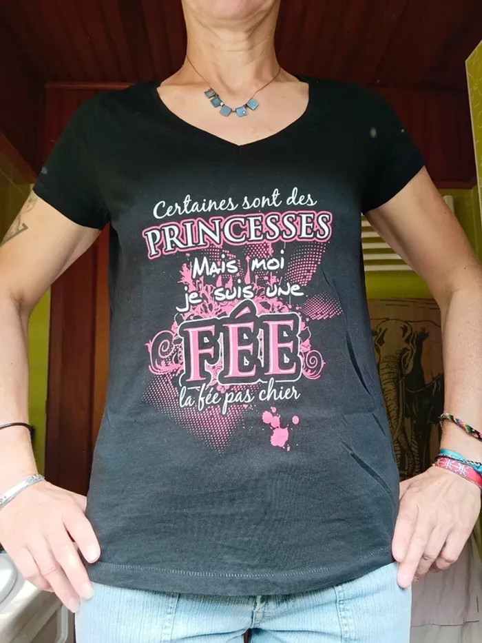 T-shirt femme noir la fée pas chier! - photo numéro 3